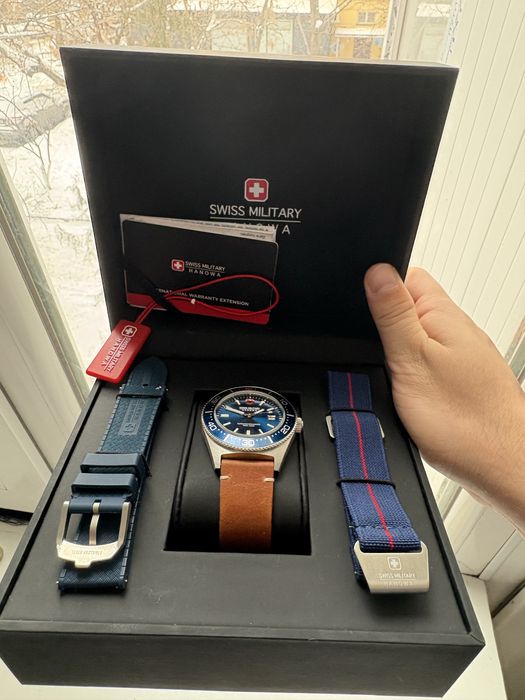 Продаю швейцарские часы новые оригинал