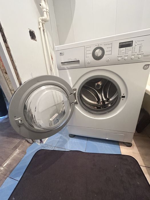 Продам стиральную машинку