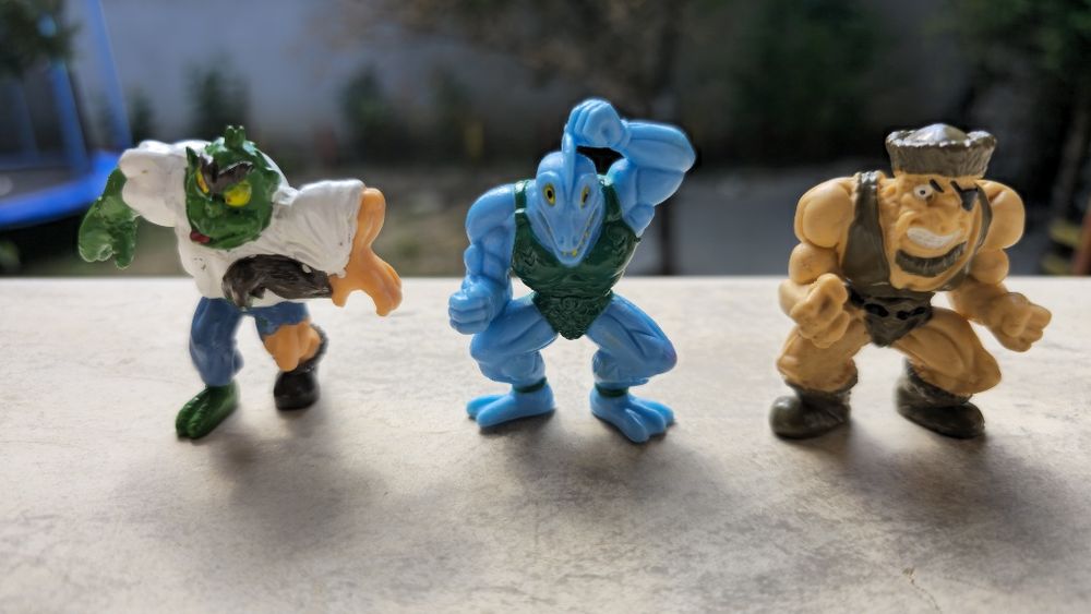 Разбойници / Monster wrestlers in my pocket