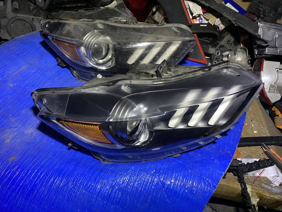 Far  Ford Mustang 2015 - 2018 far dreapta xenon