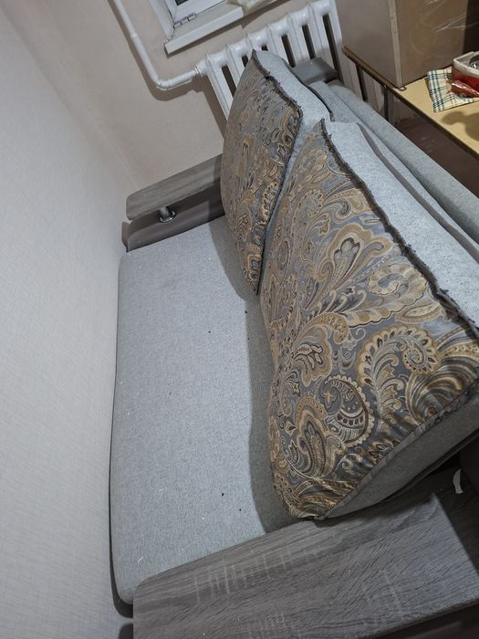 Продам диван не дорого