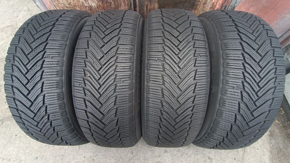 205/60/16 Michelin