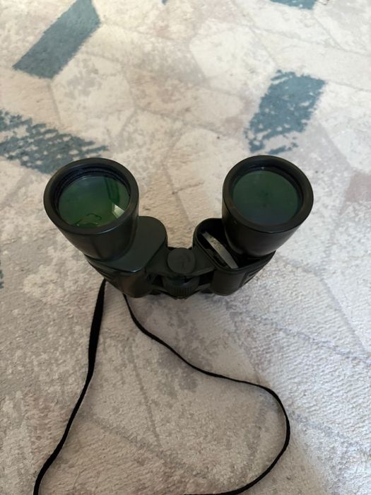 Бинокль в хорошем состояние