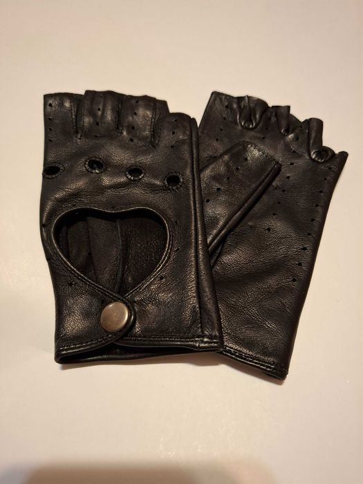 Manusi piele naturala, model degete decupatee