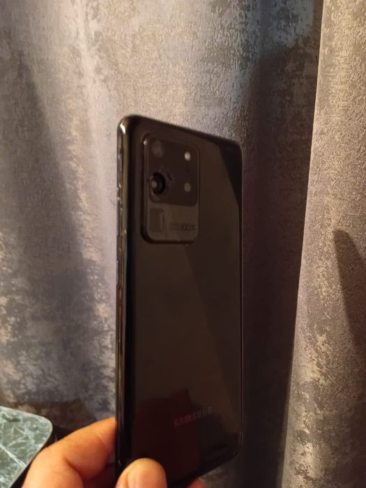 Продам Самсунг S20 ultra 5G