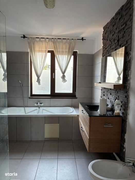 Vila in Baneasa , la 5 min.de Herastrau,  Str. Garlei