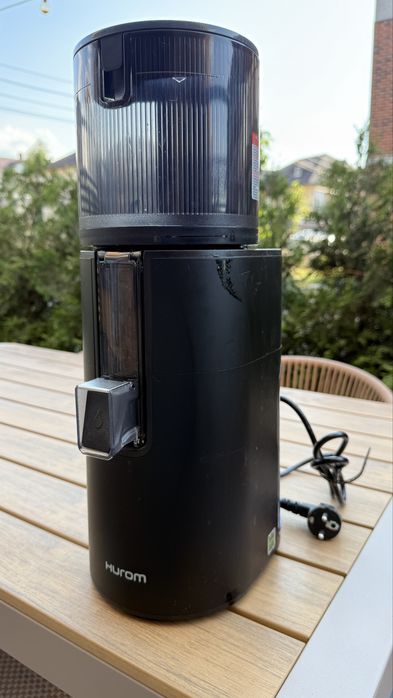 Соковыжималка Hurom H400 черный
