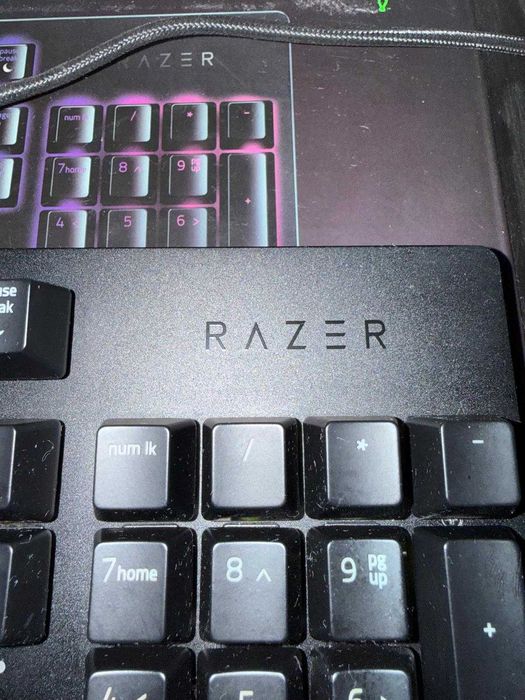 Razer Huntsman RGB Gaming Keyboard  Purple Switch