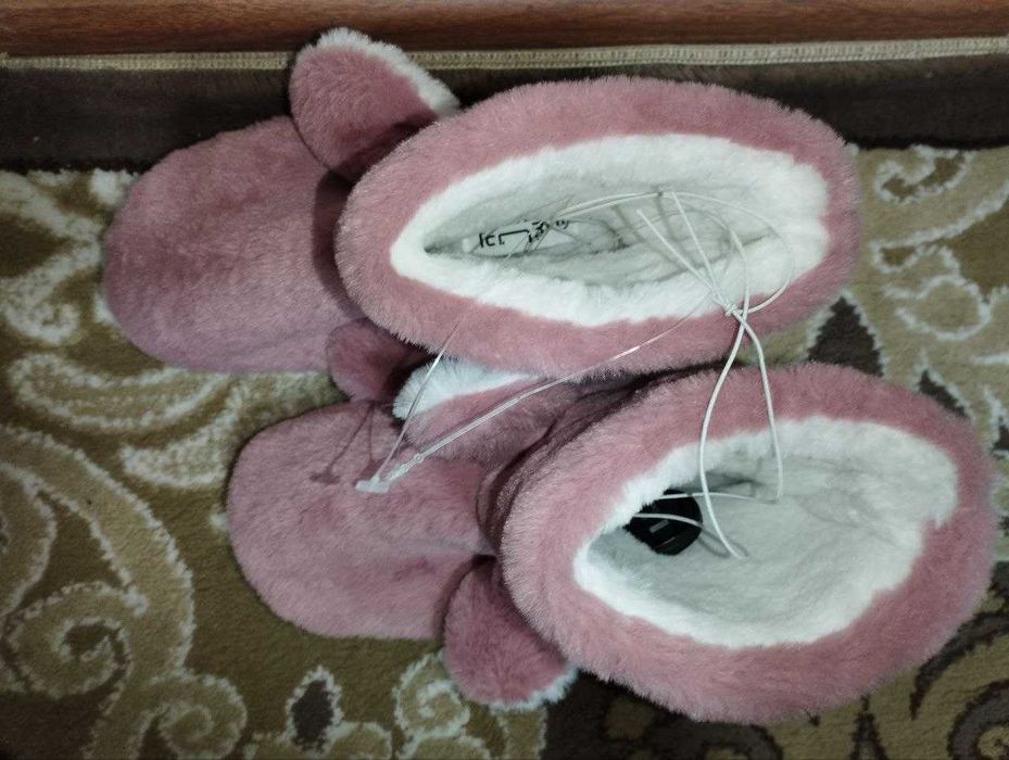 Продам Домашние тапочки Угги.От бренда Red Tag.Теплые.Р 32-33; 34-35