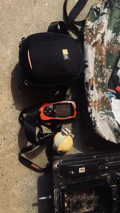 продам эхолот и кораблик