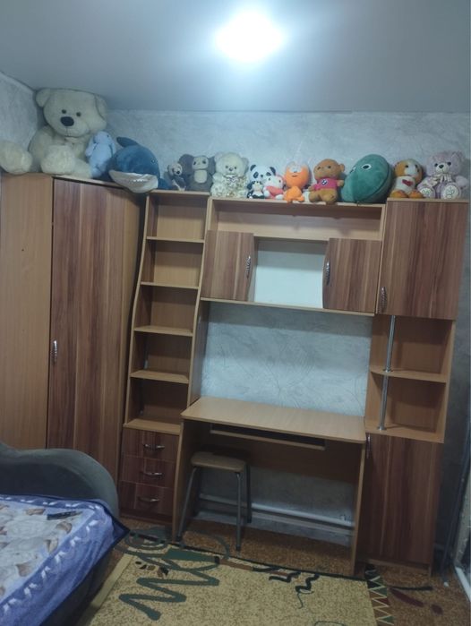 Продам стенку в детскую