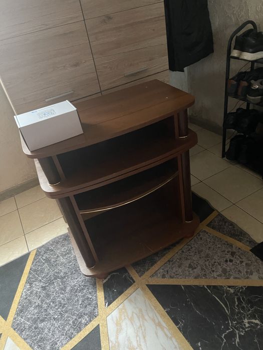 Подставка под ТВ