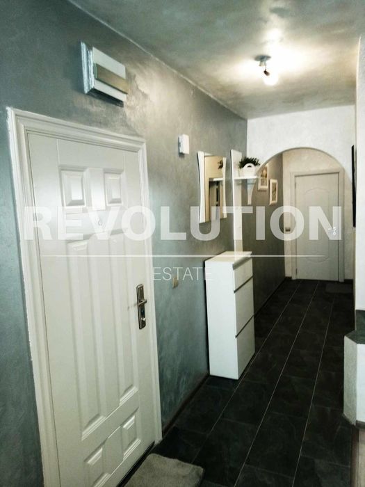 Дава се под наем Двустаен апартамент в Варна, Общината - 70 кв.м за 500 € - Снимка #11