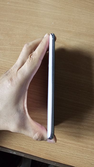 Продам Samsung s20fe 128gb