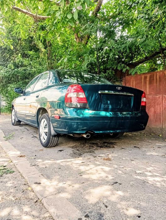 Daewoo NUBIRA 2002 benzină, 1.873 € — imagine 1
