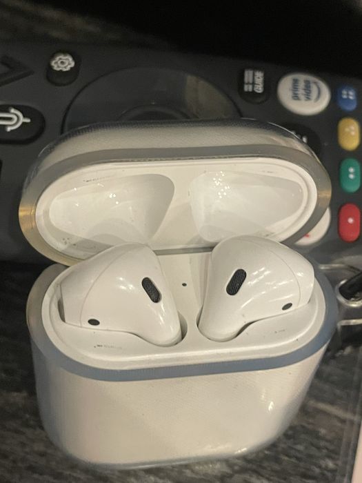 Эйрподс 1 поколение