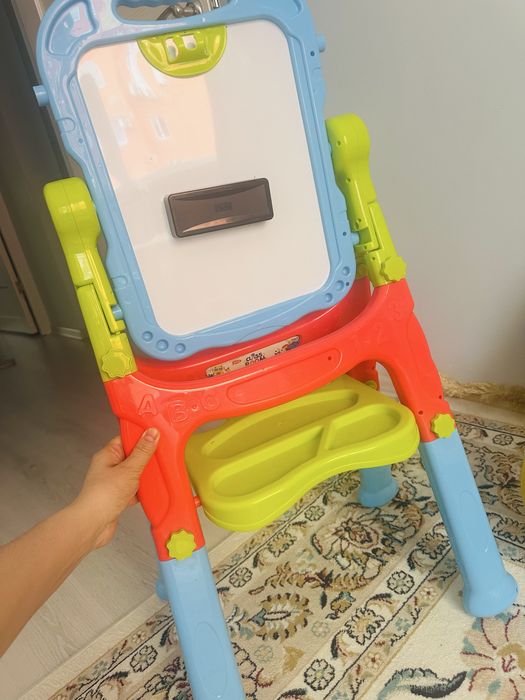 Десткая доска Мольберт