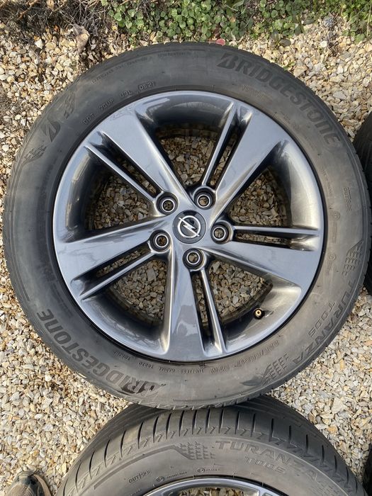 17 цола 5 х 115 мм Опел Инсигния , Астра Антара Зафира , Opel Insignia