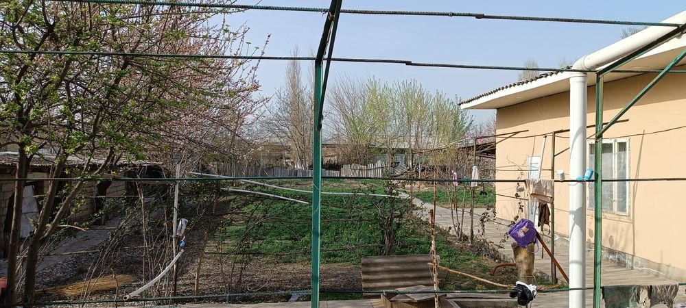 Срочна продётся участка хамма шароити бор яшаб Турган ховлимиз