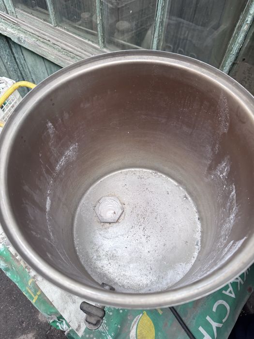 Продам электротитан 18 литров