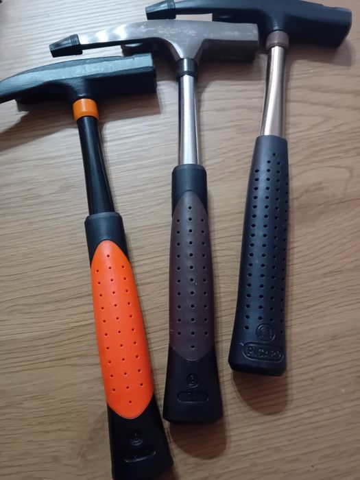 Ciocan dulgher Picard