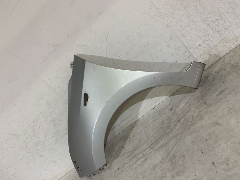 Aripa stanga fata, Hyundai I10, 2013, 2014, 2015, 2016, 2017, 2018.