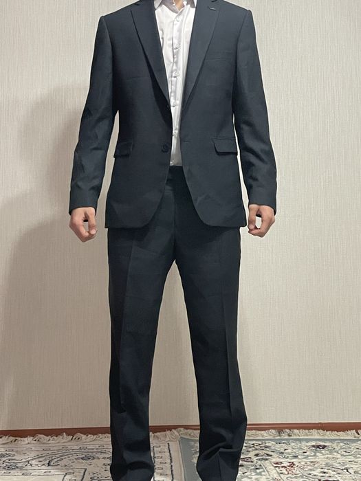 Костюм сатылады бағасы:15000