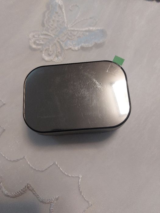 Слушалки чисто нови