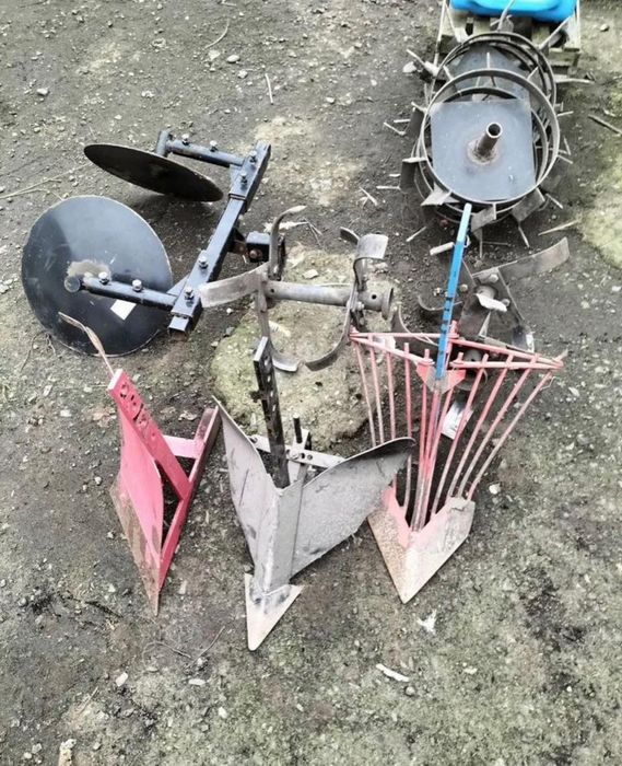 Фрезы и плук мотоблок в зборе