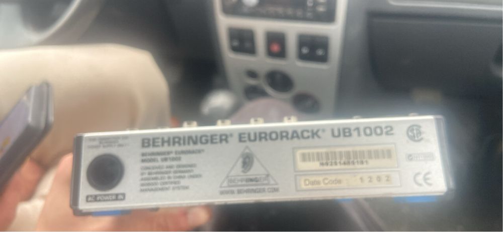 Vand mixer behringer