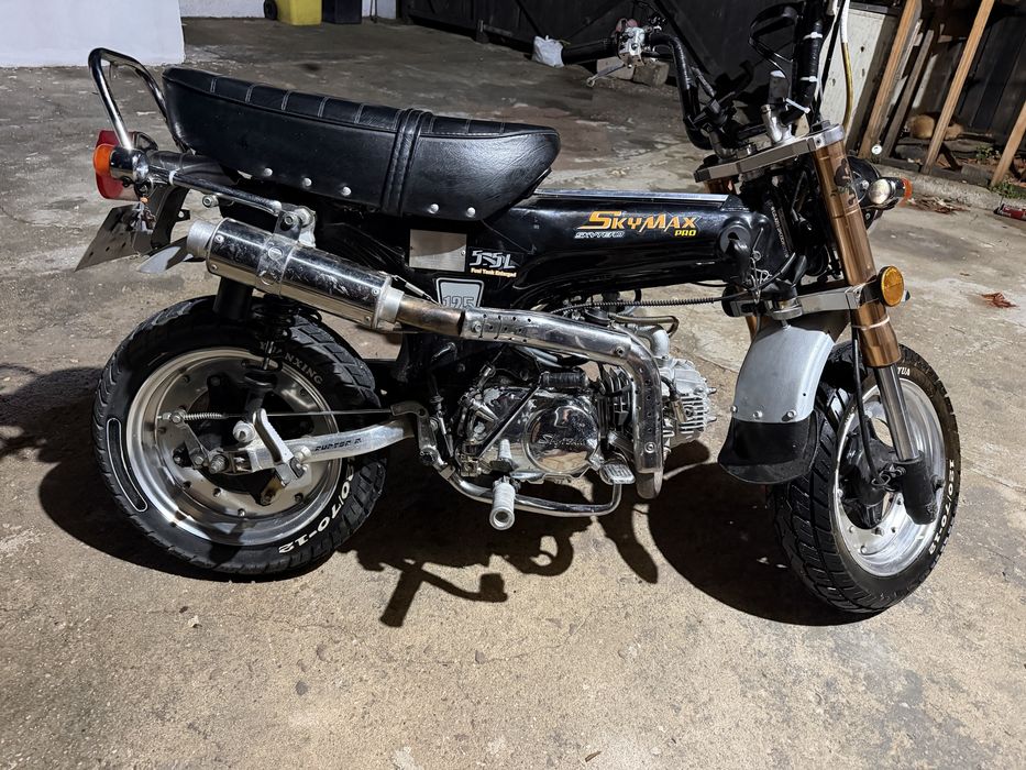 Motocicleta SkyMax Pro 125cm