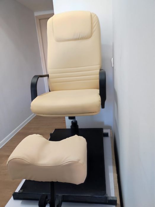 Продам педикюрное кресло