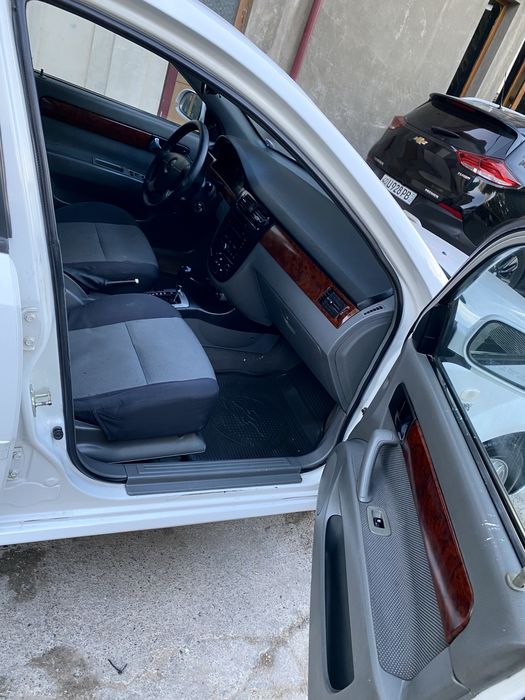 Lacetti sotiladi avtomat