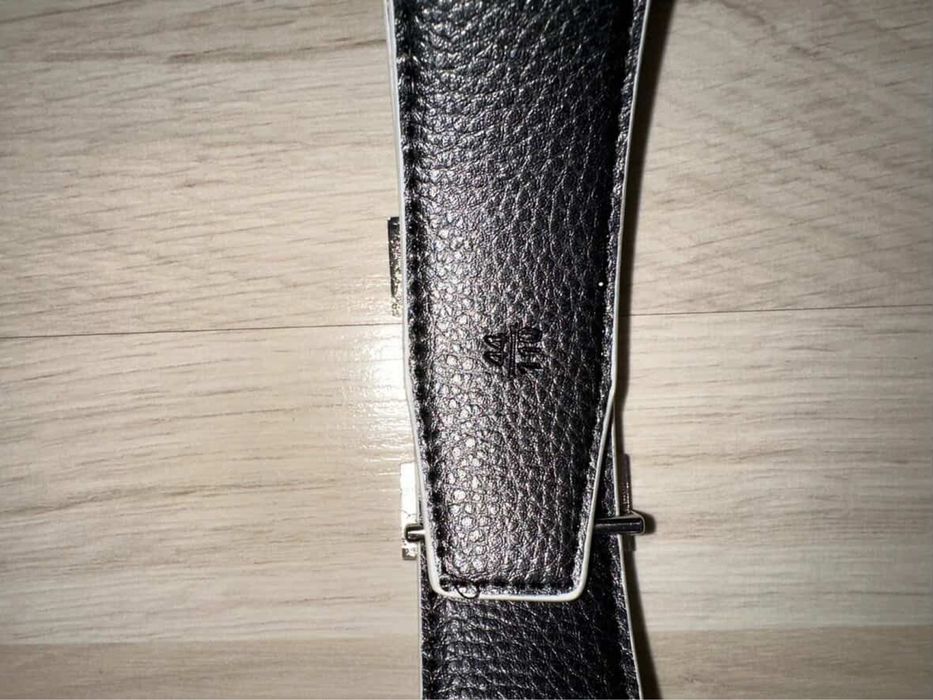 Чисто Нов Hermes Колан