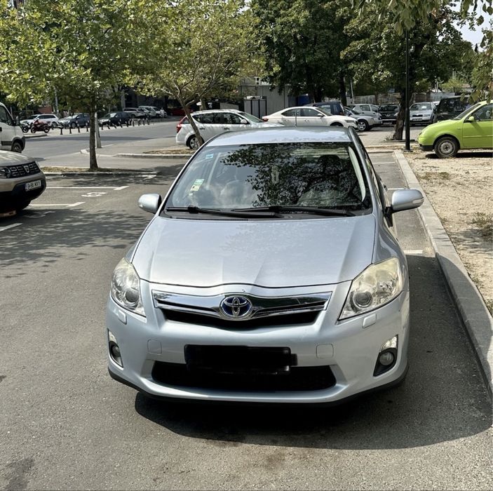 Inchiriez  toyota AURIS , HYBRID! Uber/Bolt