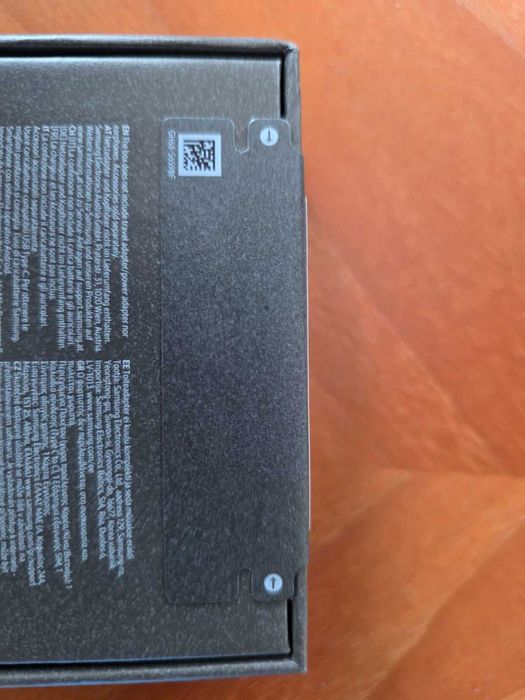 Samsung Galaxy S25 FE 256GB Телефона е чисто нов неразпечатван