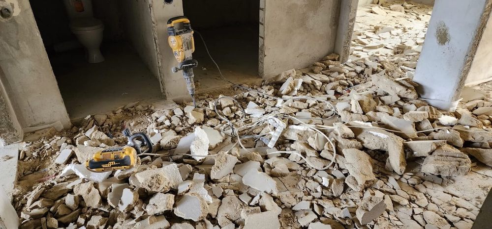 Демонтаж и снос.