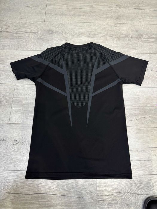 Тениска - GymShark / Чисто нова - Синя