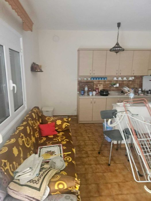 Къща с дворно място в Аспровалта, Гърция