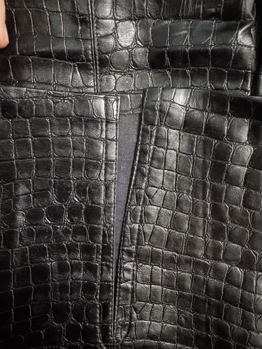 Pantaloni din piele Zara