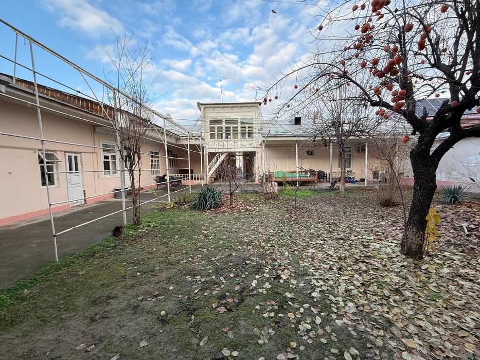 Срочно продаётся дом напротив рынок Малика