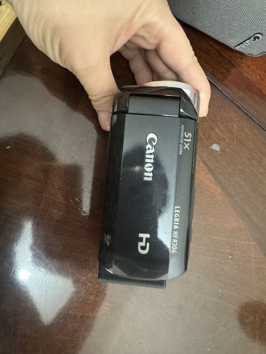 Продам видеокамеру