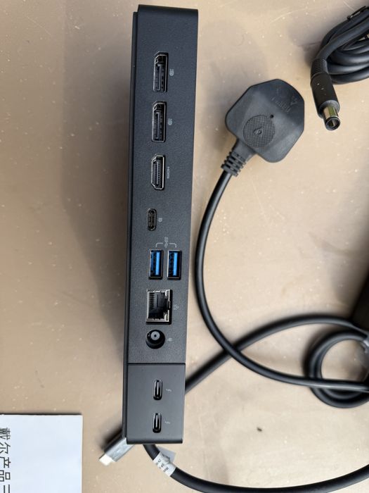 Docking station Dell WD22TB4 Thunderbolt 4 - alimentator inclus