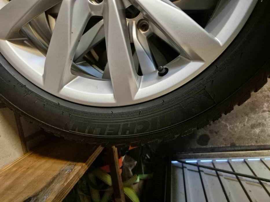 Jante 5×112  și cauciucuri 205/50/17