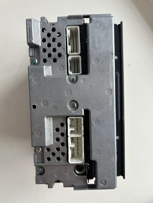 Магнитола avensis t25