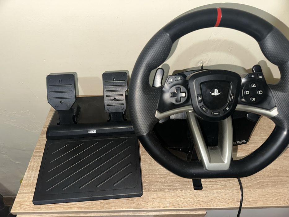 Vand Volan Hori Racing Wheel Apex  Ps4, Ps5 ,