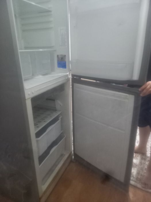 Холодильник сатылады