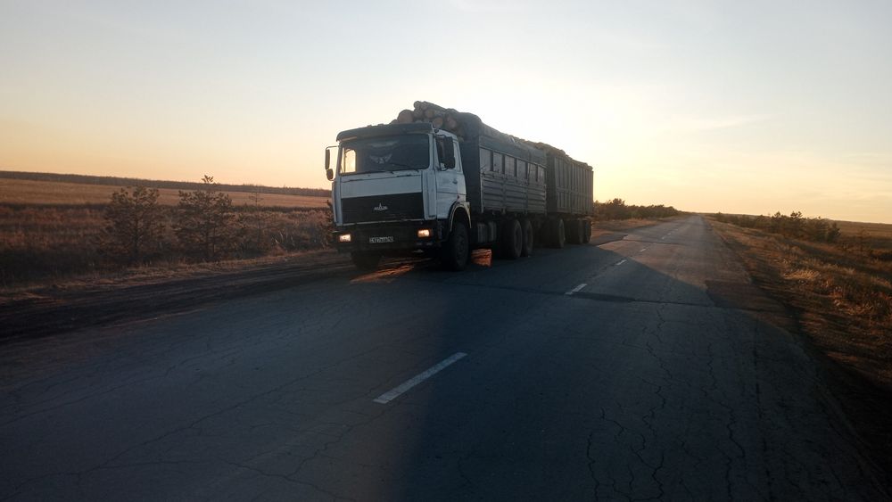 Продам маз самосвал