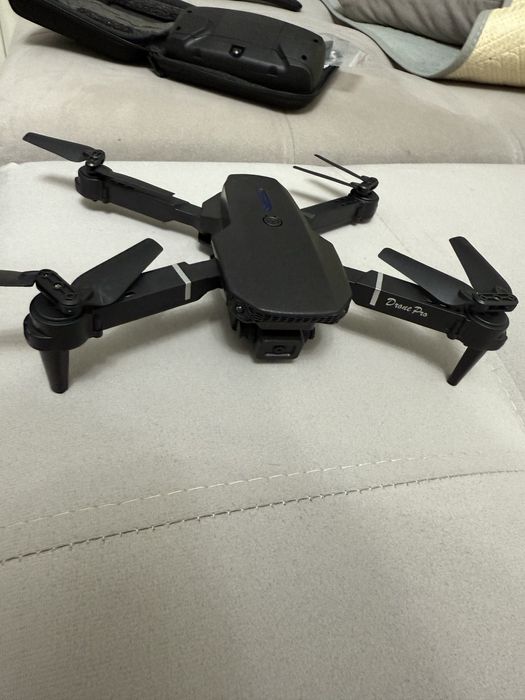 Дрон GMDRONE E88 525 PRO с камерой