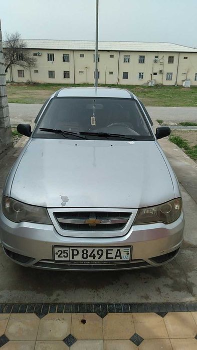 Nexia 2 сотилади
